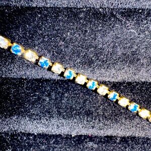 Gold and Sapphire bracelet